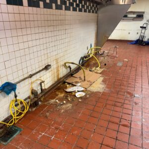 Quarry tile commercial kitchen floor